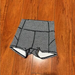 lululemon athletica Black & White Knit-Pattern High-Rise Bike Shorts